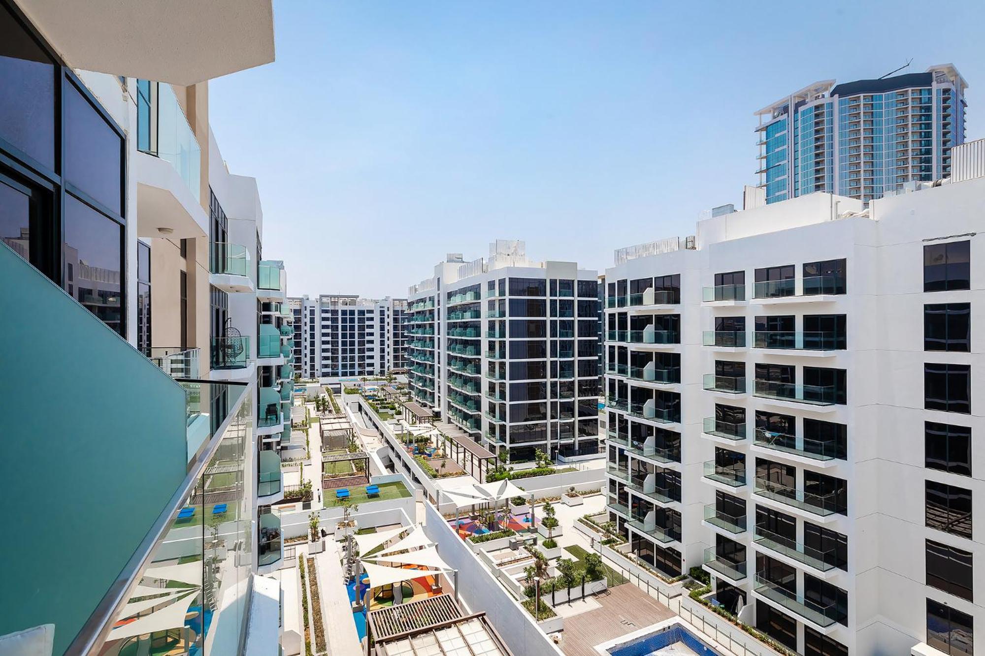 Apartment New Stylish Studio In Azizi Riviera *